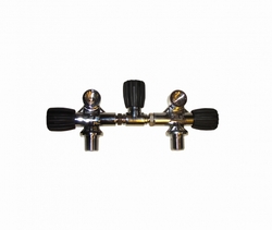 Complete manifold for twin 300 bar/140 mm